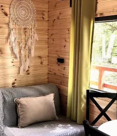 Tree Vill Kemping Goledzinow