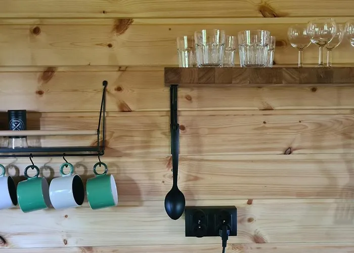 Tree Vill Goledzinow