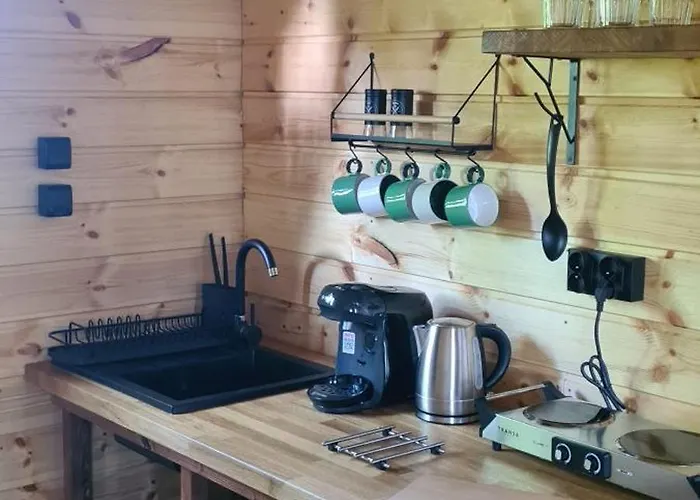 Tree Vill Goledzinow